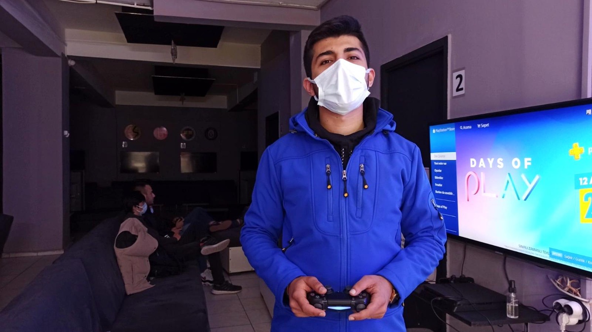 Açılan sanal oyun salonlarının tadı tuzu yok
