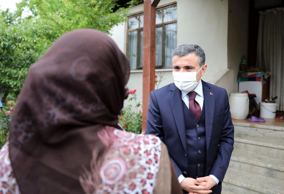 Aileler tek tek ziyaret ediliyor