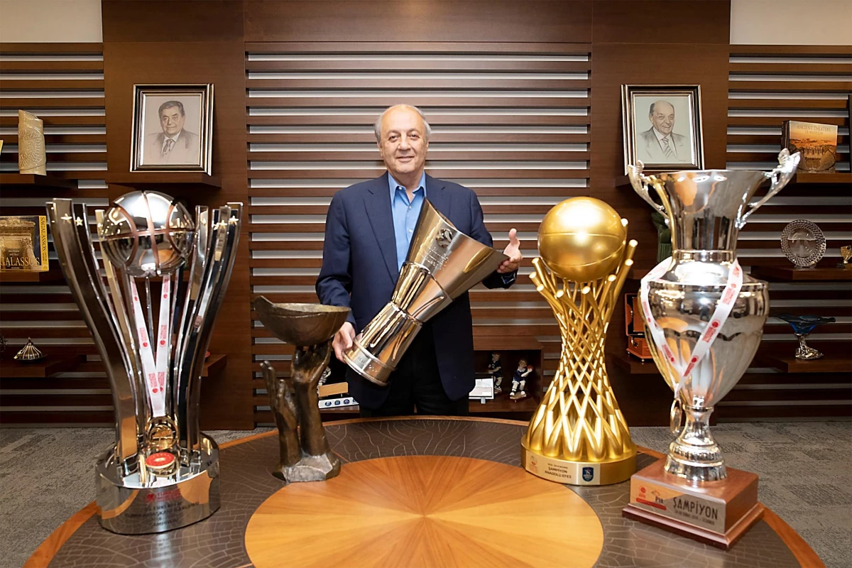 Anadolu Efes\'te THY Avrupa Ligi şampiyonluğu sevinci