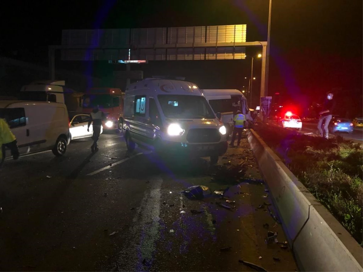 Ankara\'da trafik kazası: 3 yaralı
