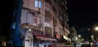 Avcılar'da bir apartmanın balkonu çöktü