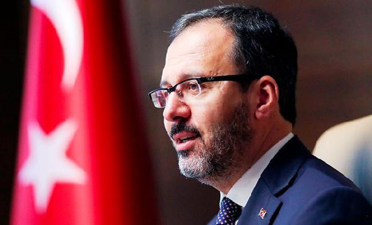 Bakan Kasapoğlu, Tokyo Olimpiyatları\'na kota alan milli okçuları tebrik etti