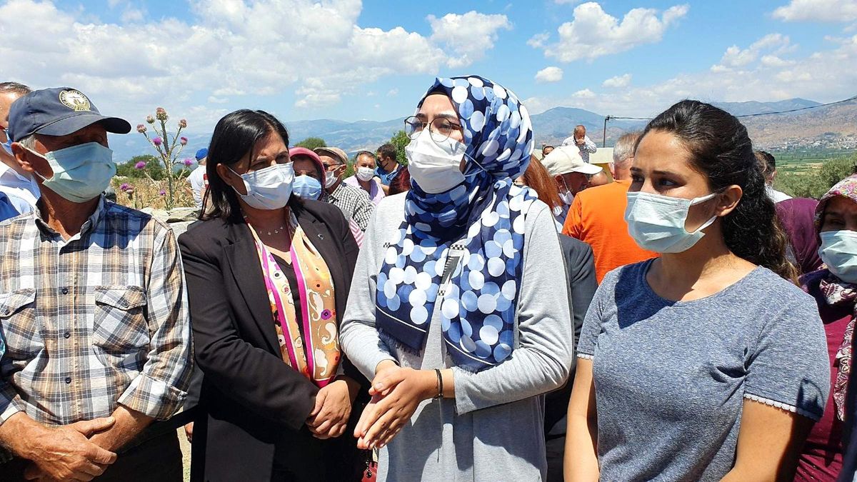 Başkan Çerçioğlu ve CHP\'li vekiller çiftçileri dinledi