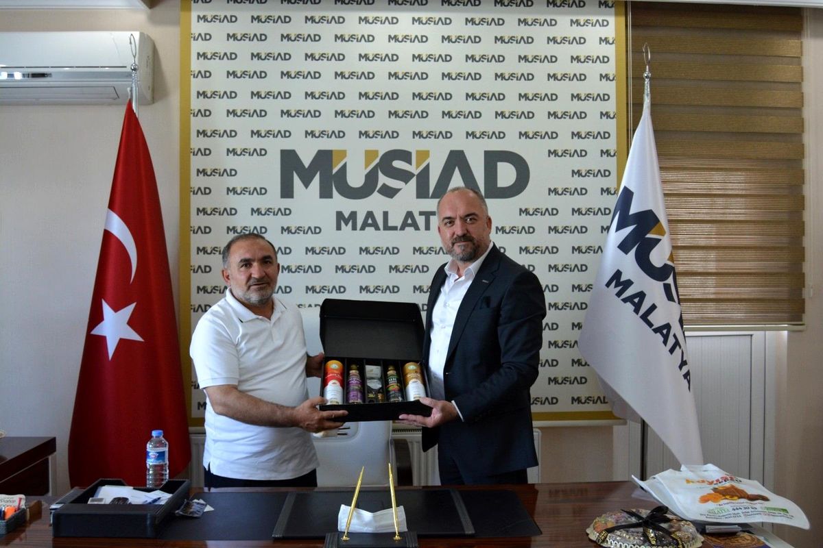 Başkan Pehlivan, Düzce\'nin ürünlerini tanıtıyor