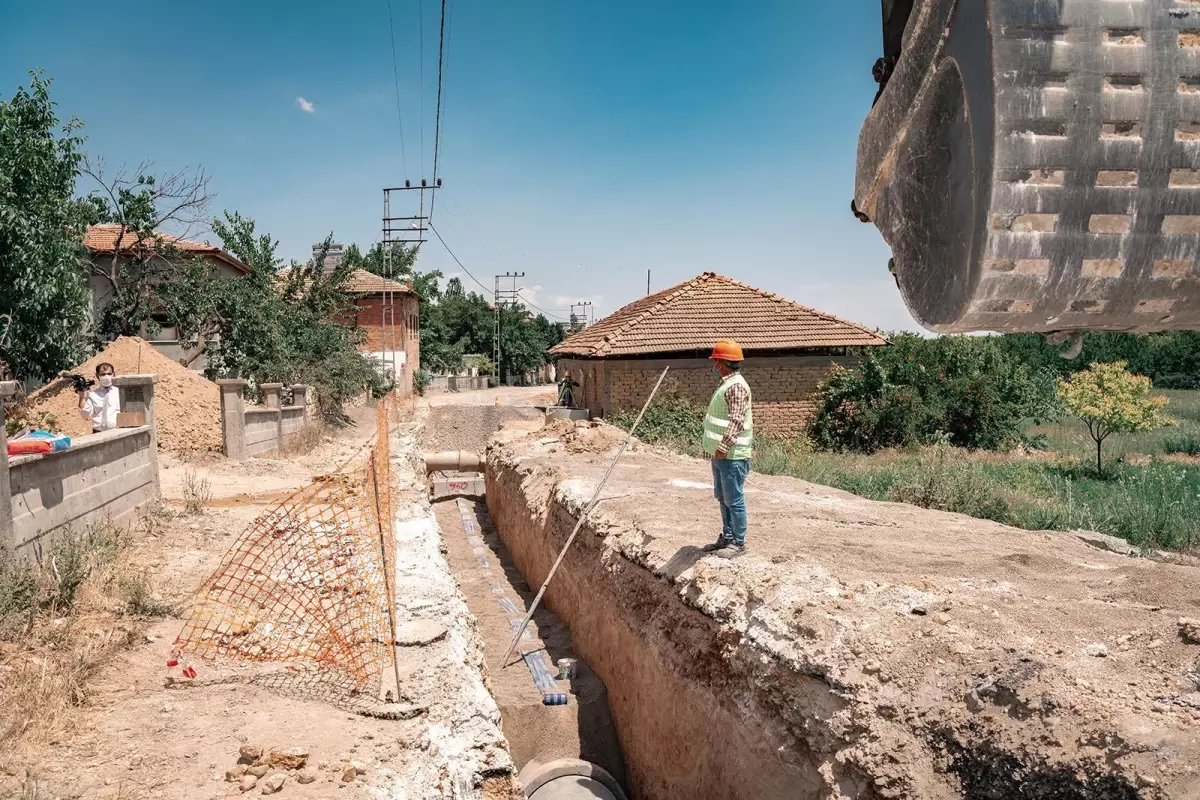 Batı kolektörü hızla ilerliyor