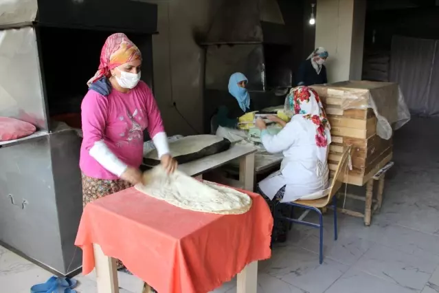 Son dakika haber! Çocuk yaşlarda pişirmeyi öğrendiği tandır ekmeği gelir kapısı oldu