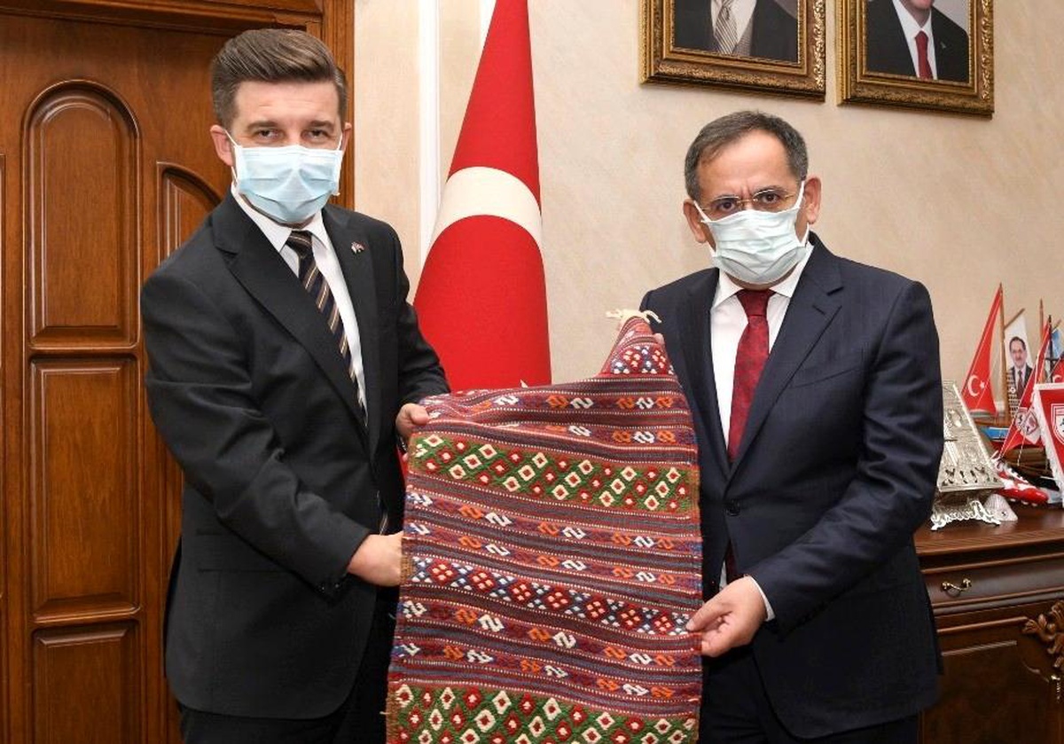 Demir: "Bosna Hersek bizim için özel bir yer"