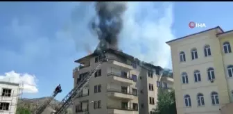 Bina ve okulun tahliye edildiği yangın böyle söndürüldü