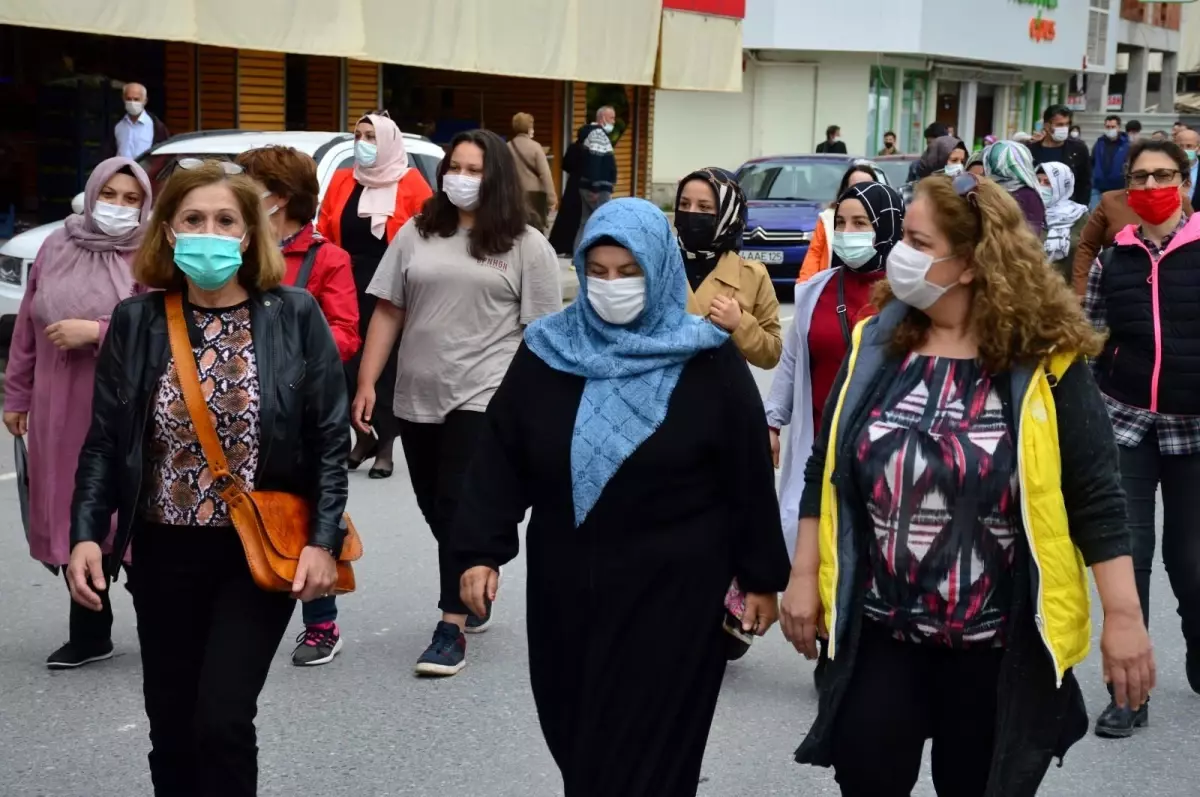 Hayat Boyu Öğrenme Haftası kapsamında beş kilometre yol yürüdüler