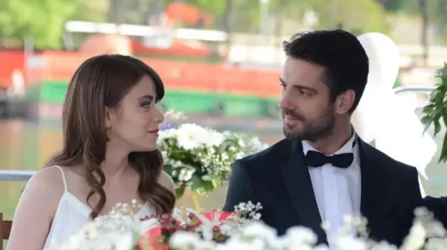 İlayda Alişan ile Serkay Tütüncü aşkı belgelendi İlayda Alişan ile Serkay Tütüncü aşkı belgelendi