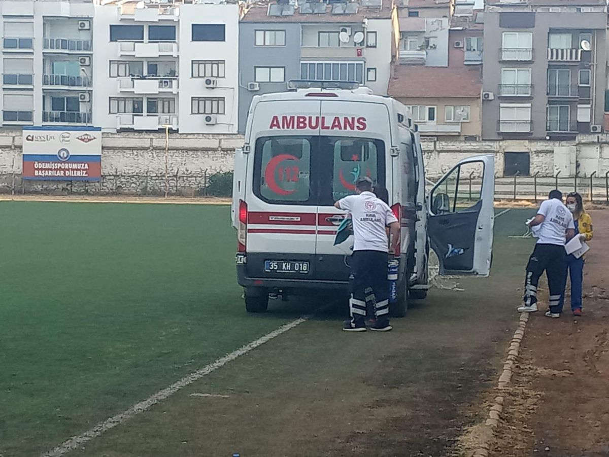 İzmir\'de ambulans helikopter yeni doğan bebek için havalandı