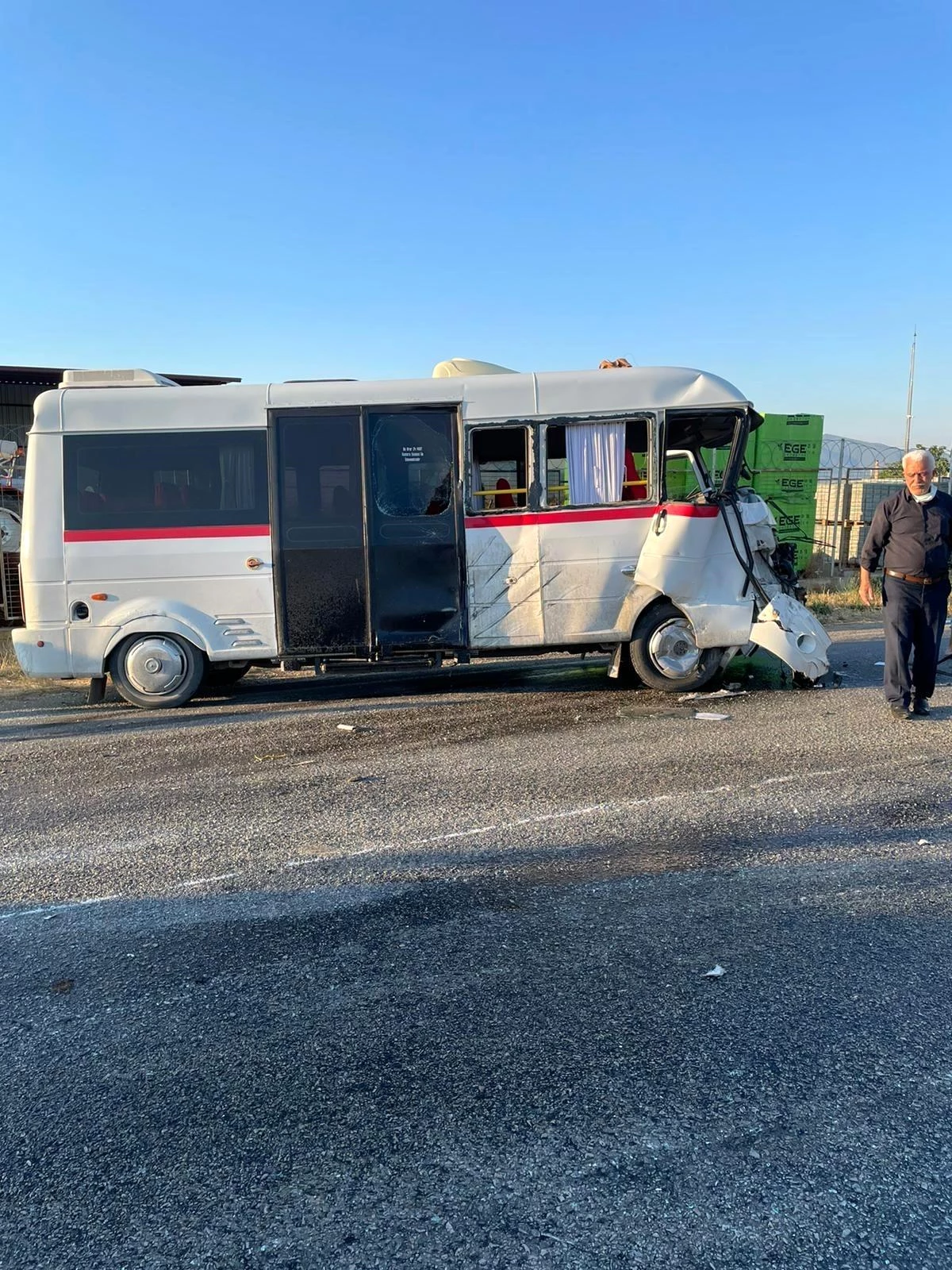 Son dakika... İzmir\'de feci kazada can pazarı: 6 yaralı