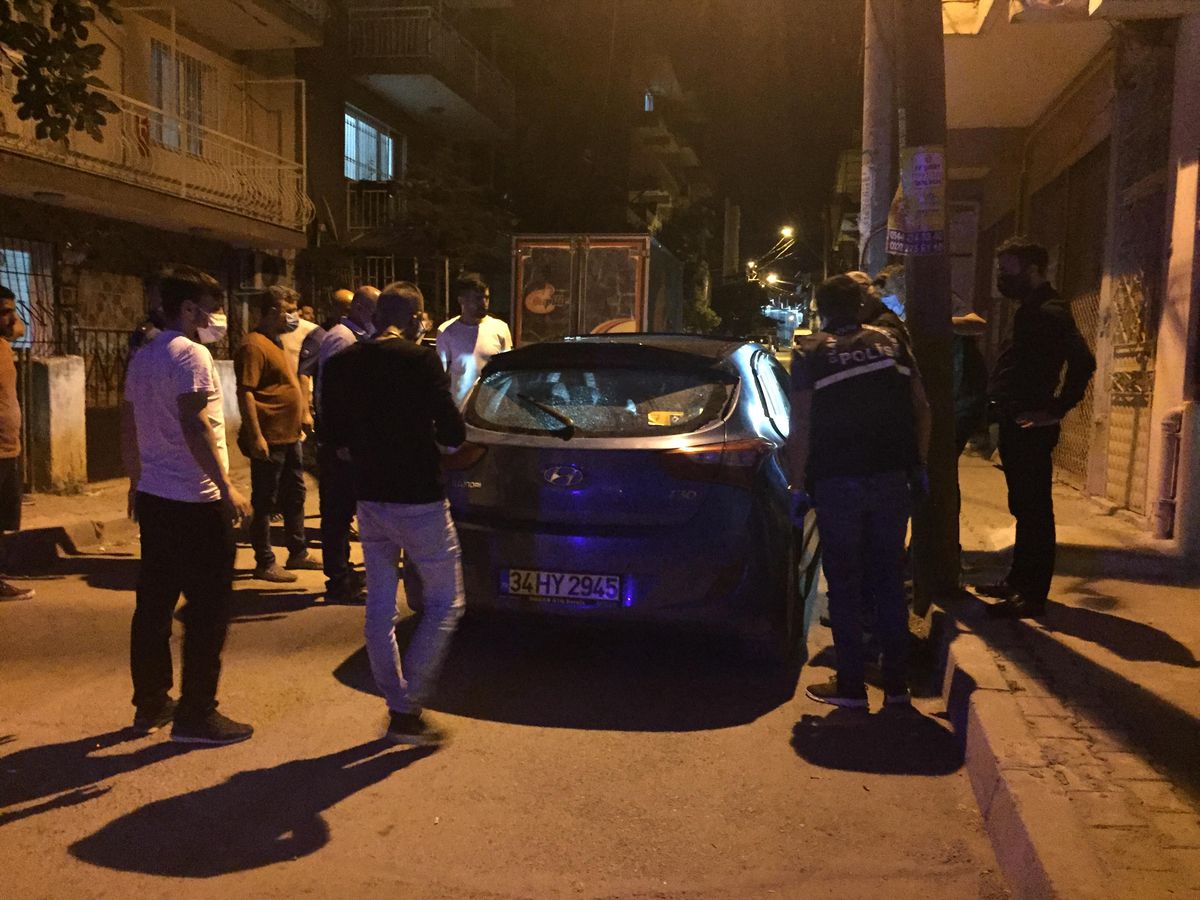İzmir\'de trafikte kavga : 1 ölü