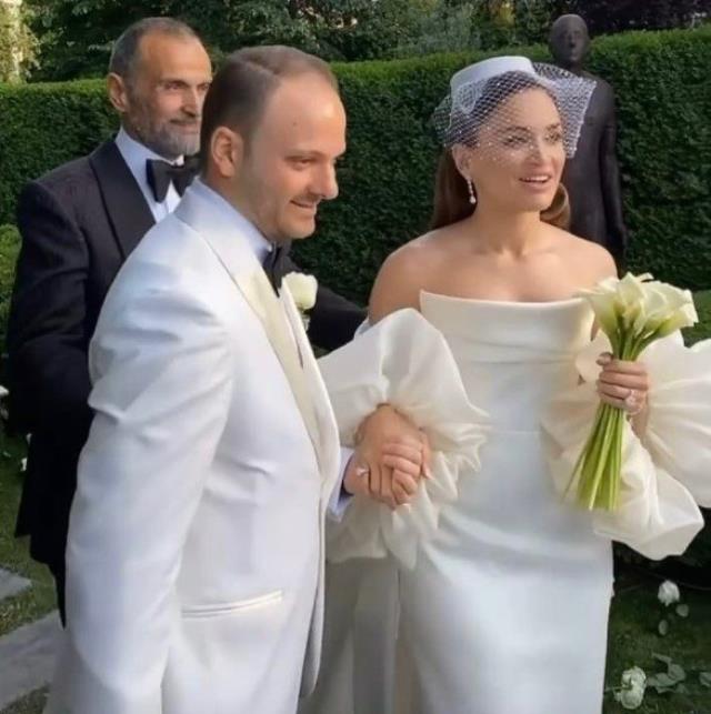 Jet kazasında yaşamını yitiren Mina Başaran'ın nişanlısı Murat Gezer, Nazlı Çarmıklı ile evlendi