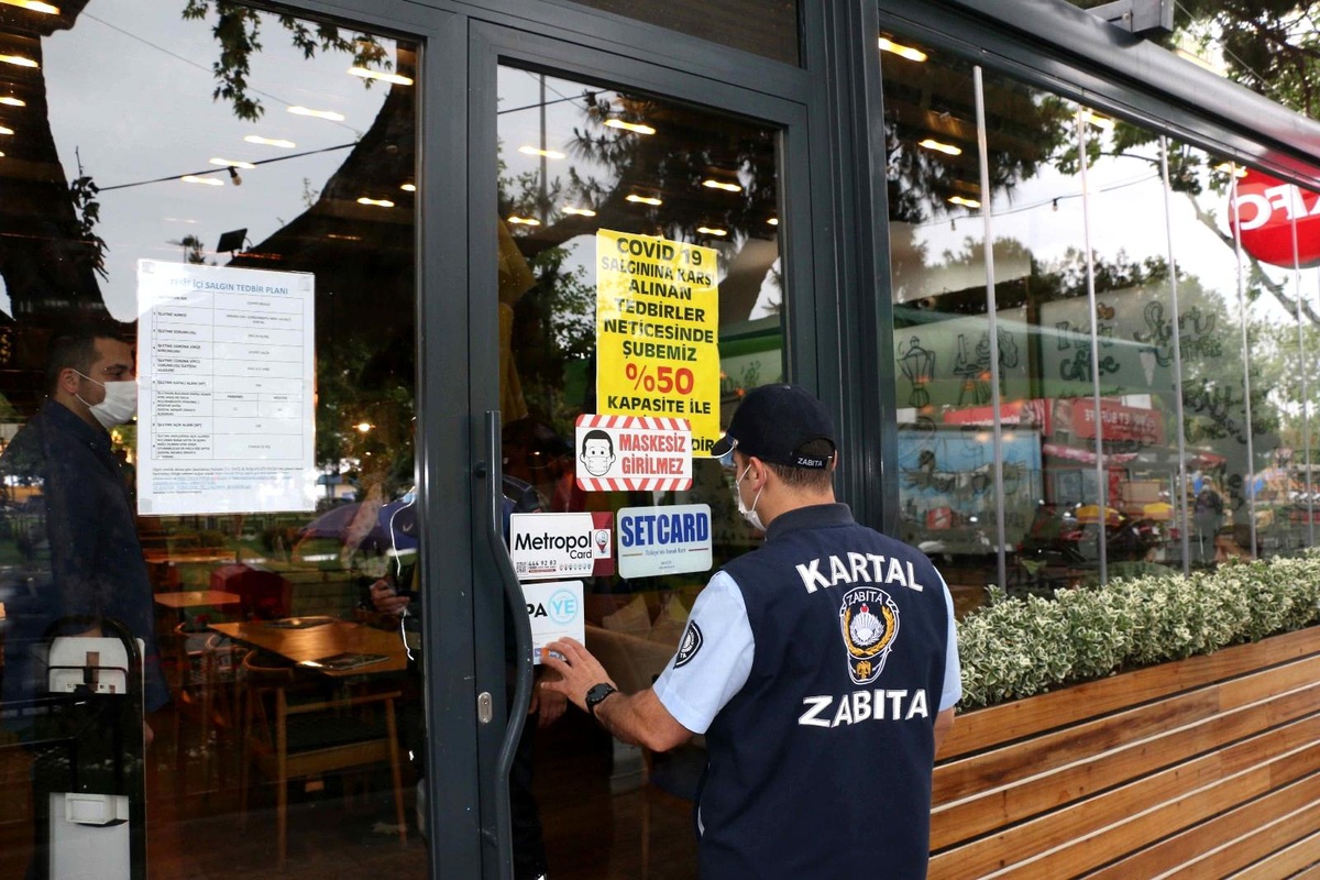 Kartal zabıtasından kademeli normalleşmede Covid -19 denetimi