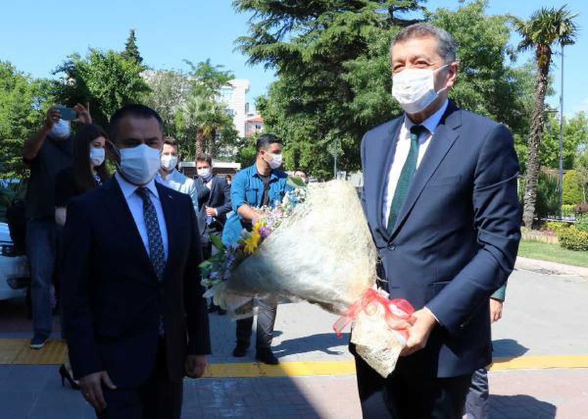 Son dakika haber | Milli Eğitim Bakanı Selçuk, Çanakkale\'de