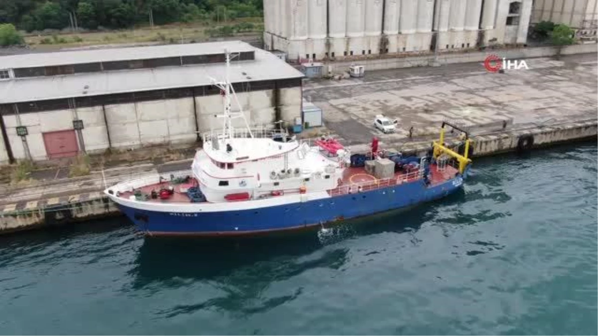 ODTÜ araştırma gemisi Bilim-2, müsilaj için Marmara Denizi\'nde