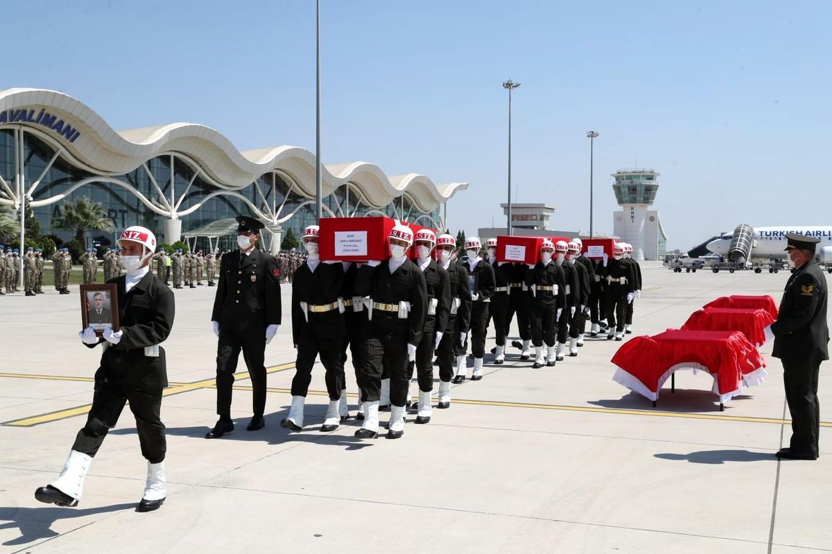 Son Dakika | Şehitler memleketlerine uğurlandı
