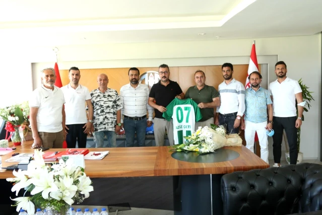 Serik Belediyespor, Antalyaspor Başkanı Çetin'le bir araya geldi