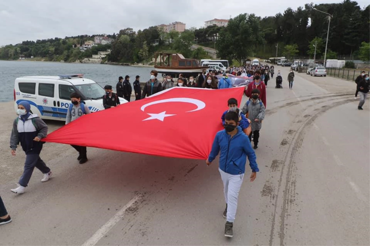 Sinop\'ta "Hayat Boyu Öğrenme Haftası" etkinlikleri kapsamında yürüyüş düzenlendi