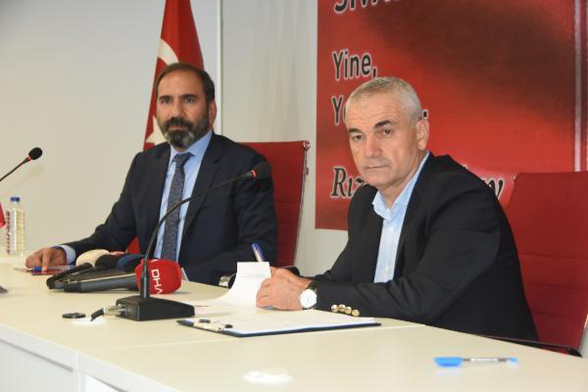 Sivasspor, Rıza Çalımbay ile yarın sözleşme imzalayacak