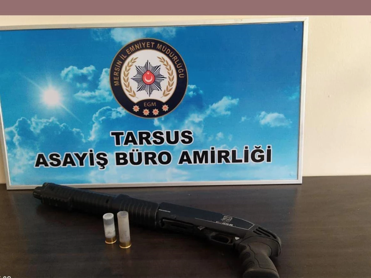 Tarsus\'ta iki ayrı silahlı olayda 2 kişi yaralandı