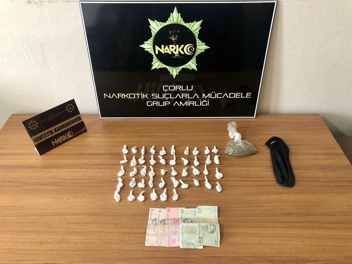 Tekirdağ\'da uyuşturucu operasyonunda 3 kişi gözaltına alındı