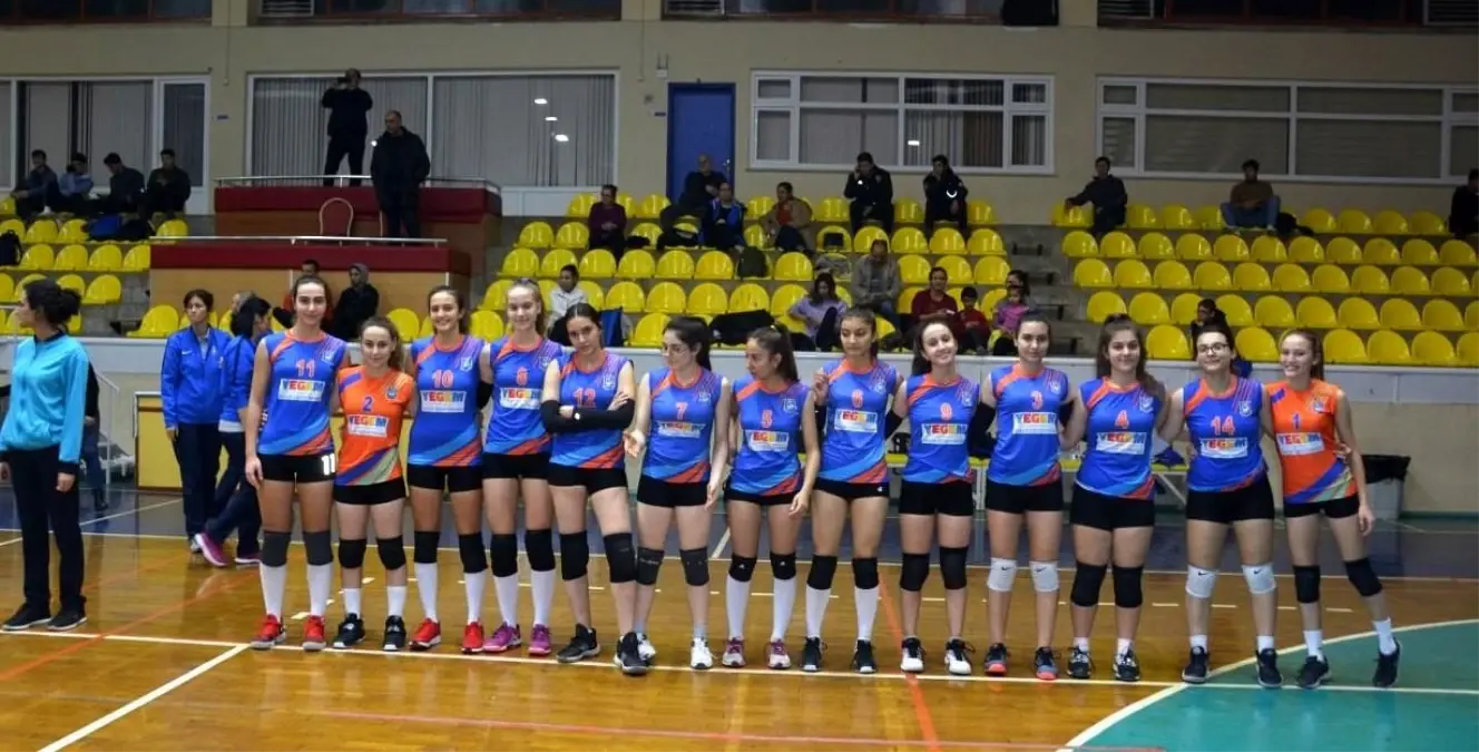 Yunusemreli voleybolcular Valilik Kupasına katılacak