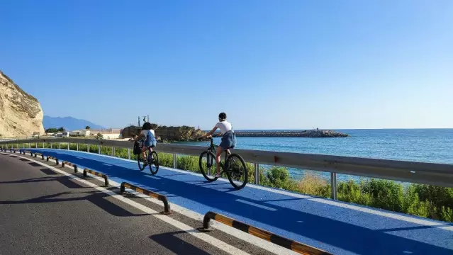 Dünyanın en uzun bisiklet yoluna yoğun ilgi Dünyanın en uzun bisiklet yoluna yoğun ilgi