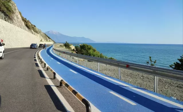 Dünyanın en uzun bisiklet yoluna yoğun ilgi Dünyanın en uzun bisiklet yoluna yoğun ilgi