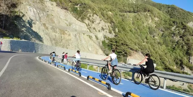 Dünyanın en uzun bisiklet yoluna yoğun ilgi Dünyanın en uzun bisiklet yoluna yoğun ilgi