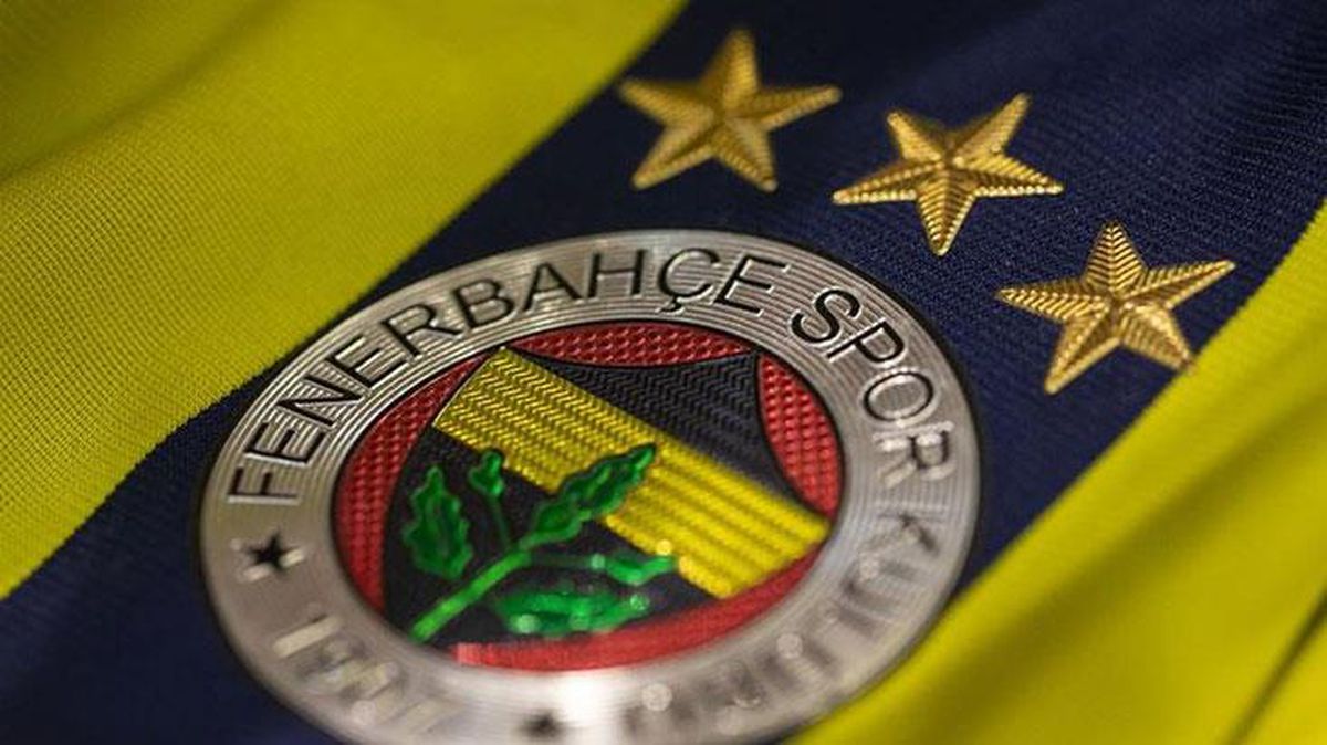 Fenerbahçe'nin sportif direktörlük görevi için Mustafa Eröğüt ve Önder Özen'le görüştüğü iddiası