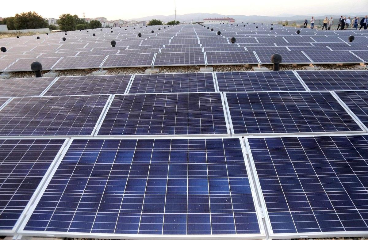 Güneş enerjisi ile 2 milyon lira tasarruf sağlayacaklar