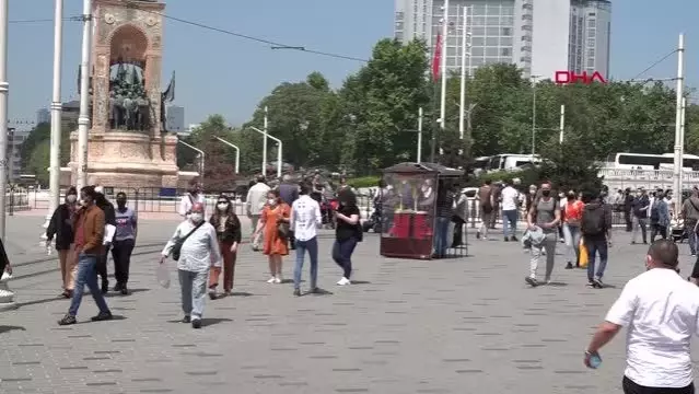 İSTANBUL ? TAKSİM MEYDANI'NDA YOĞUNLUK