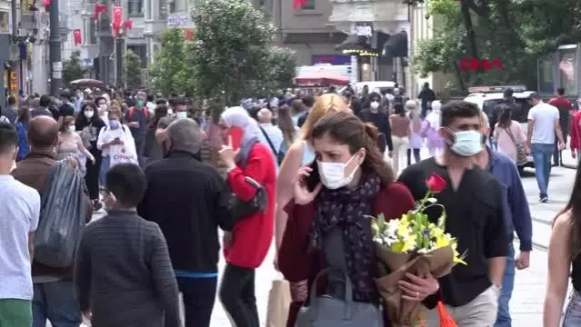 İSTANBUL ? TAKSİM MEYDANI'NDA YOĞUNLUK