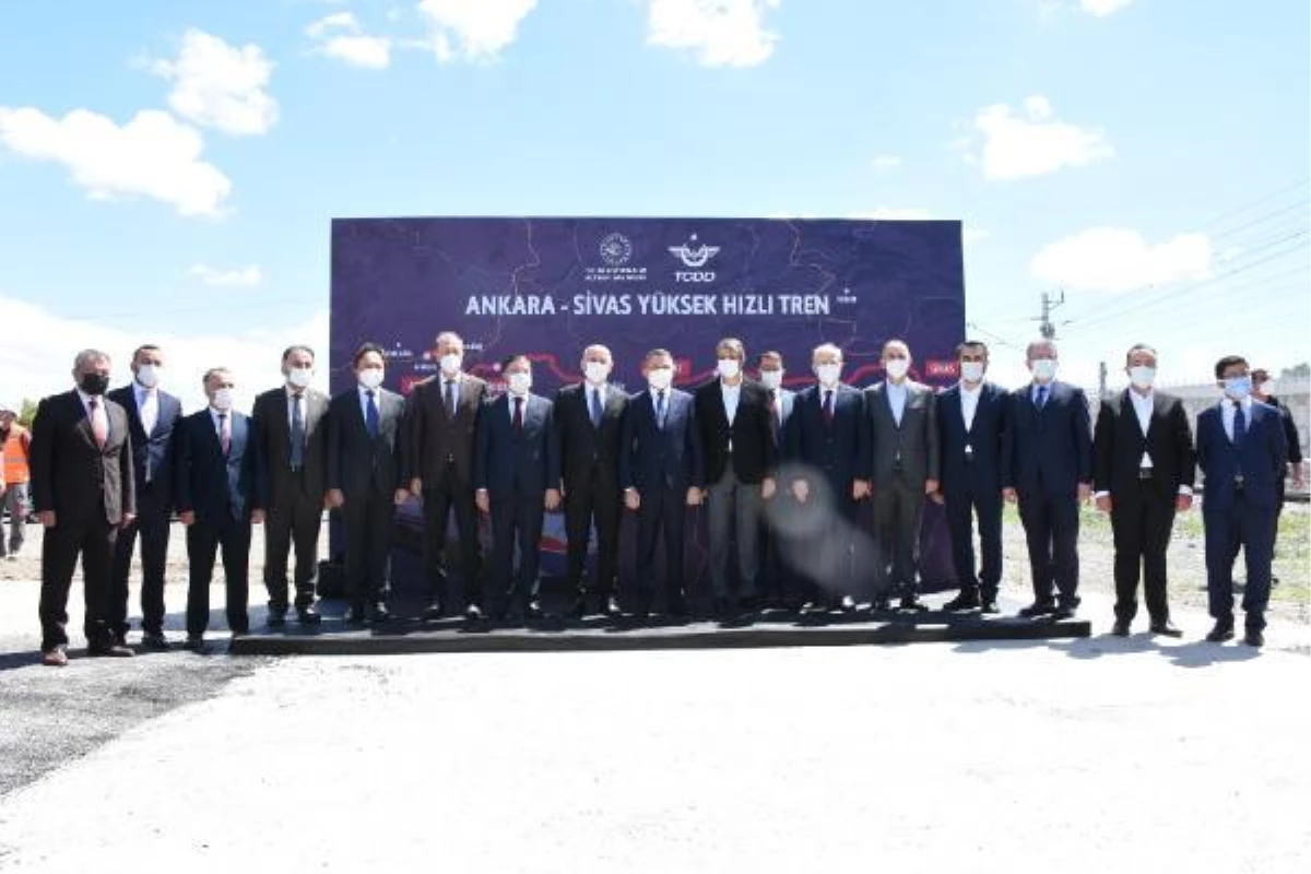Oktay: Ankara-Sivas YHT hattı, 1 yıl içinde tam kapasiteyle çalışacak