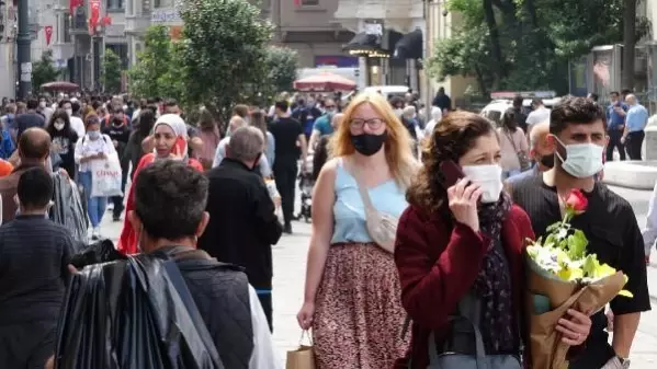 İSTANBUL ? TAKSİM MEYDANI'NDA YOĞUNLUK