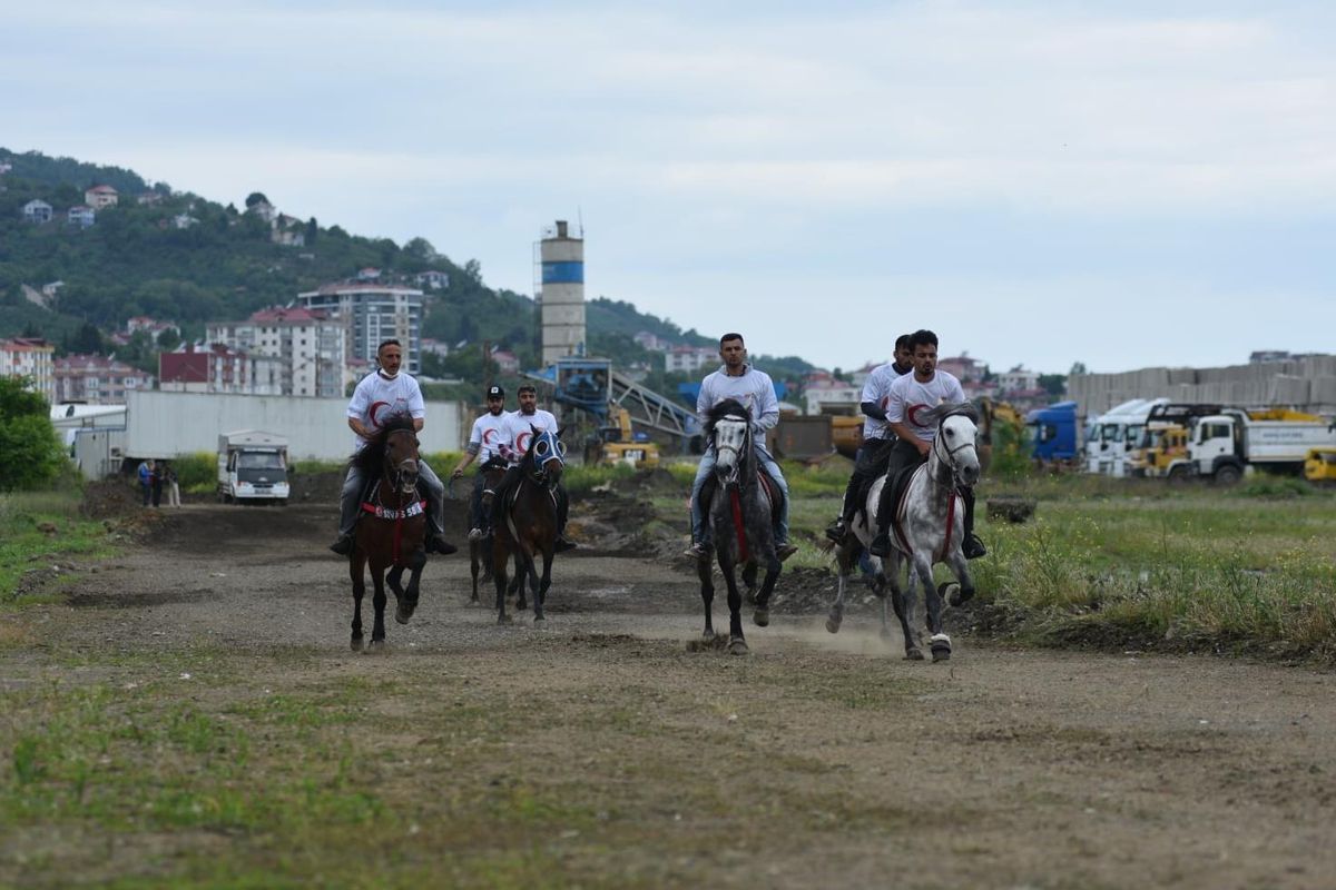 Trabzon\'da 4. Rahvan At Yarışları gerçekleştirildi