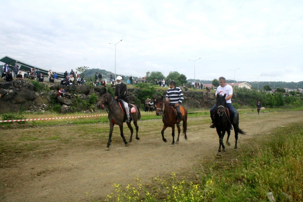 Trabzon\'da Rahvan At Yarışları yapıldı