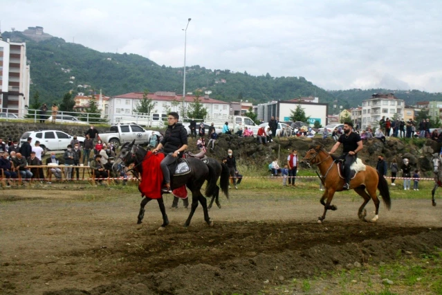Trabzon'da Rahvan At Yarışları yapıldı