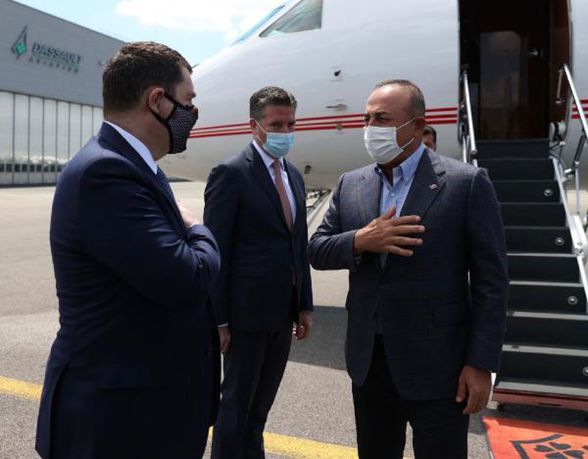 Dışişleri Bakanı Çavuşoğlu, mevkidaşının daveti üzerine Paris\'te
