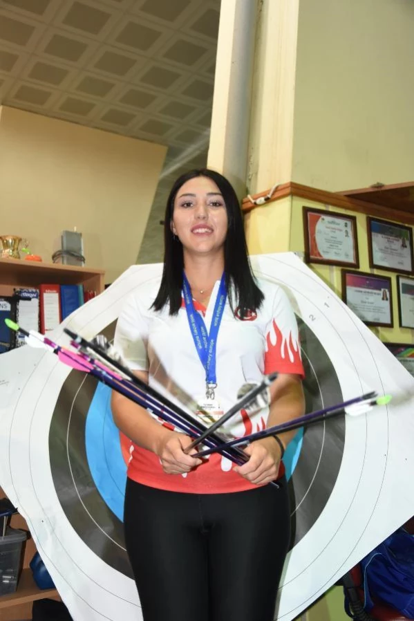 İzmirli okçu Yasemin Ecem'in ikinci olimpiyat gururu