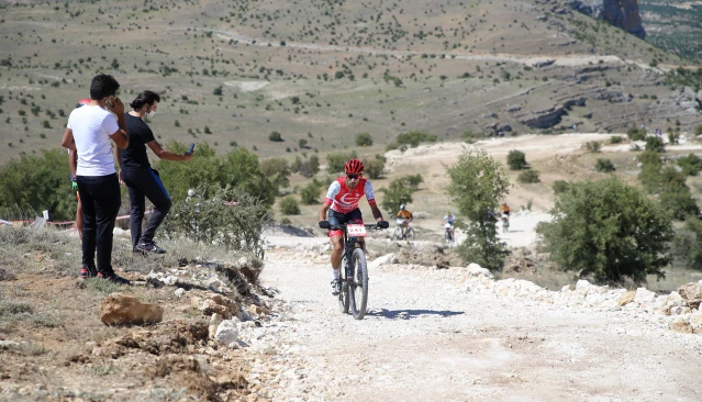 Levent Vadisi Dağ Bisikleti Kupası yarışları Malatya'da başladı