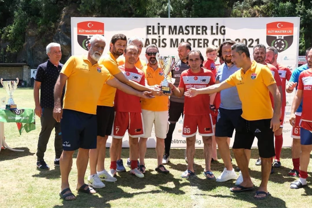 Marmaris Master Cup Futbol Turnuvası\'nda Maçka Belediyesi şampiyonu oldu