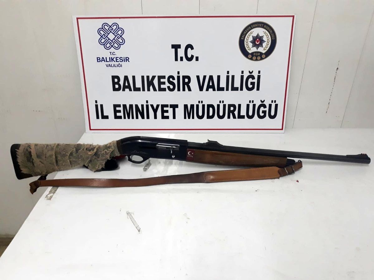 Son dakika haberi: Polis 10 aranan şahsı gözaltına aldı