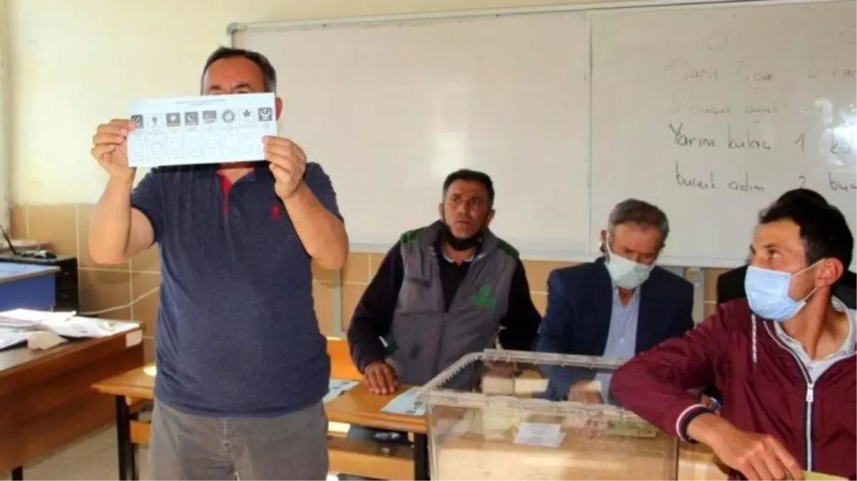 Büyük Birlik Partisi sürpriz yaptı! Afyonkarahisar\'ın Güney beldesinde yapılan seçimin sonuçları herkesi şaşırttı