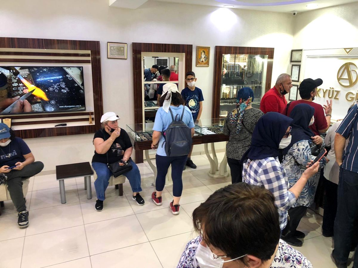 Akyüz Gümüş\'te kısıtlama sonrası yoğunluk başladı