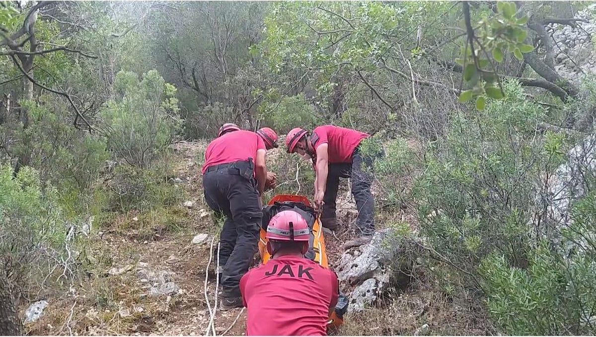 Antalya\'da dere yatağında erkek cesedi bulundu