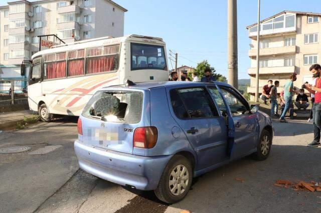 Beraber alkol alan 3 arkadaştan biri ev sahibinin eşini taciz etti, ortalık karıştı