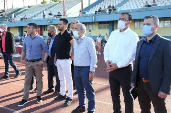 Bursa Büyükşehir Belediyespor pistte durdurulamıyor